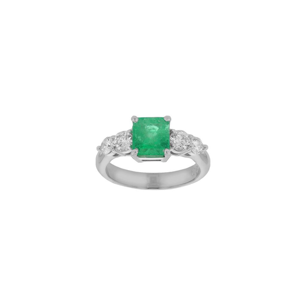18K 1.5ct Square Emerald Ring with 4Diamonds=.73ct