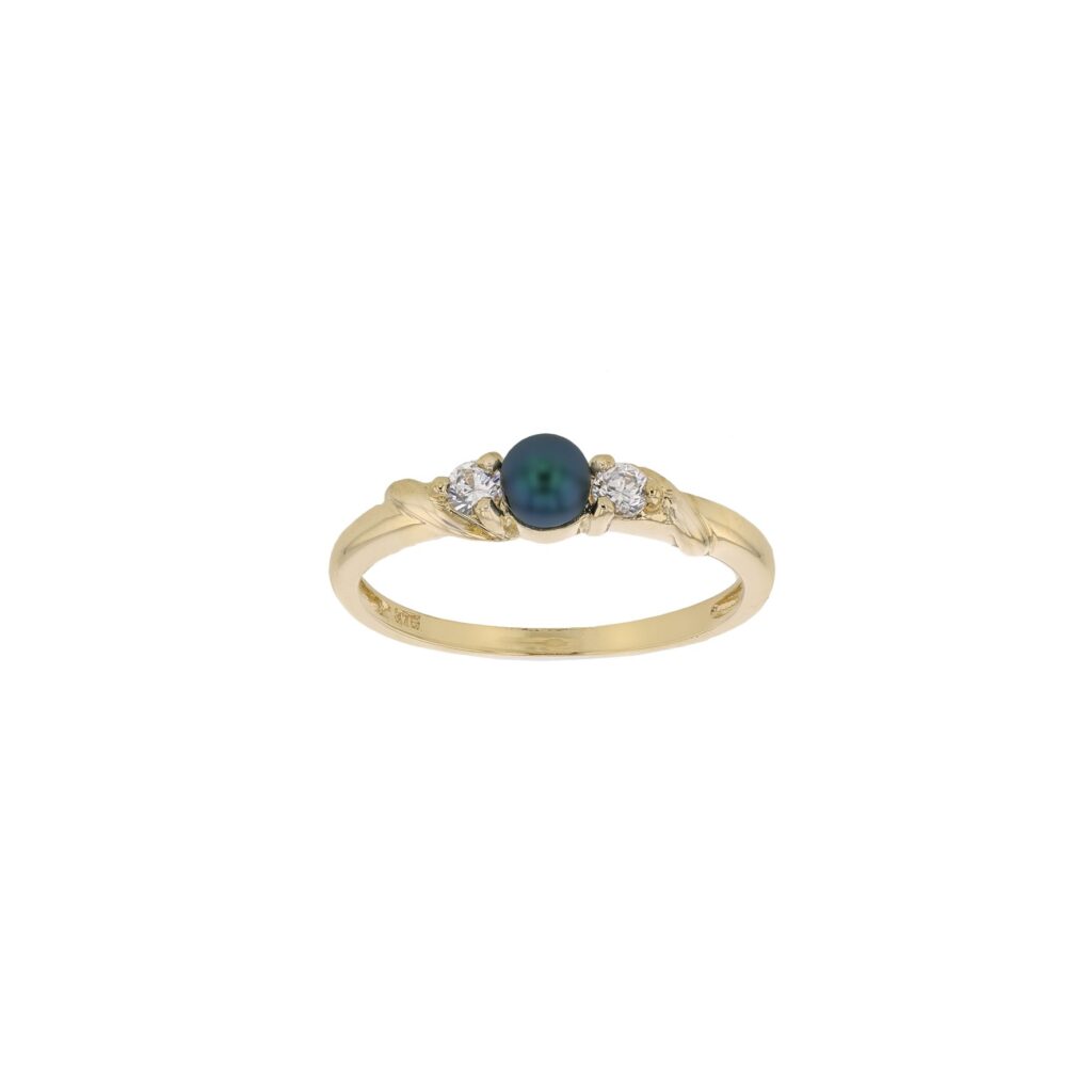 9K 4mm Round black Pearl with 2 side Diamonds
