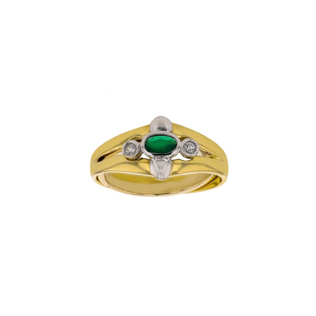18K Oval Emerald with 4Diamonds Bazel Set