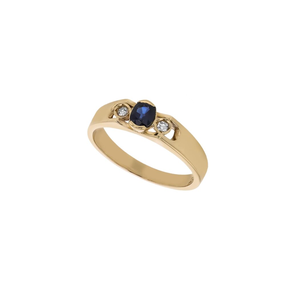 9K Oval Sapphire with 2Diamonds 4.5mm Band