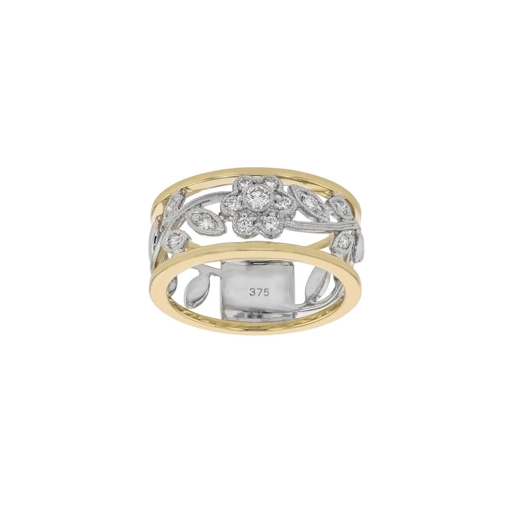 9K 2 Tone Filigree Open Flower Ring with 13Diamonds=.25ct