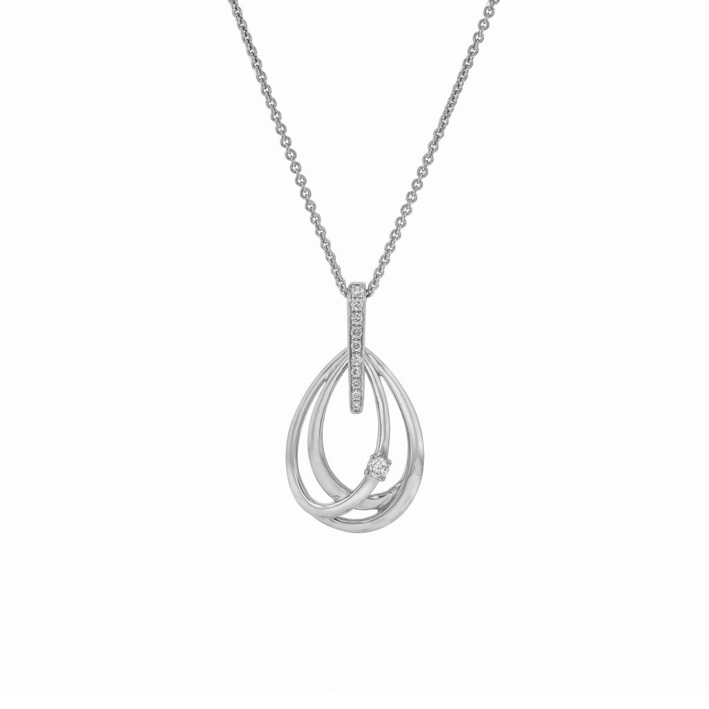 9K Open Drop Pendant with 11Diamonds=.10ct